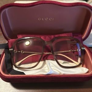 Women Unisex Gucci Sunglasses Brown frames
